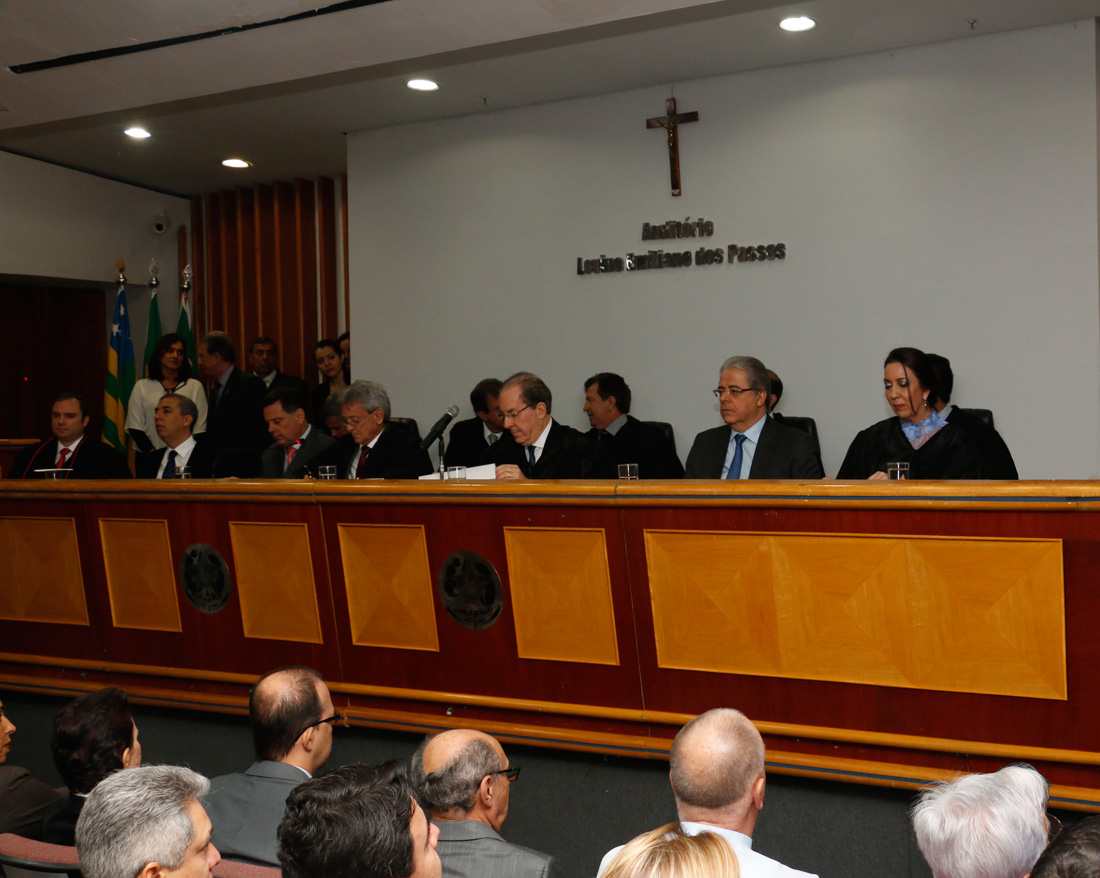 Cerimônia de posse no Auditório do TRE/GO