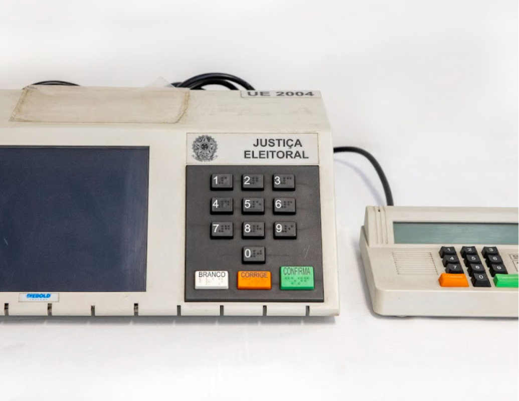 Urna Eletrônica 2004