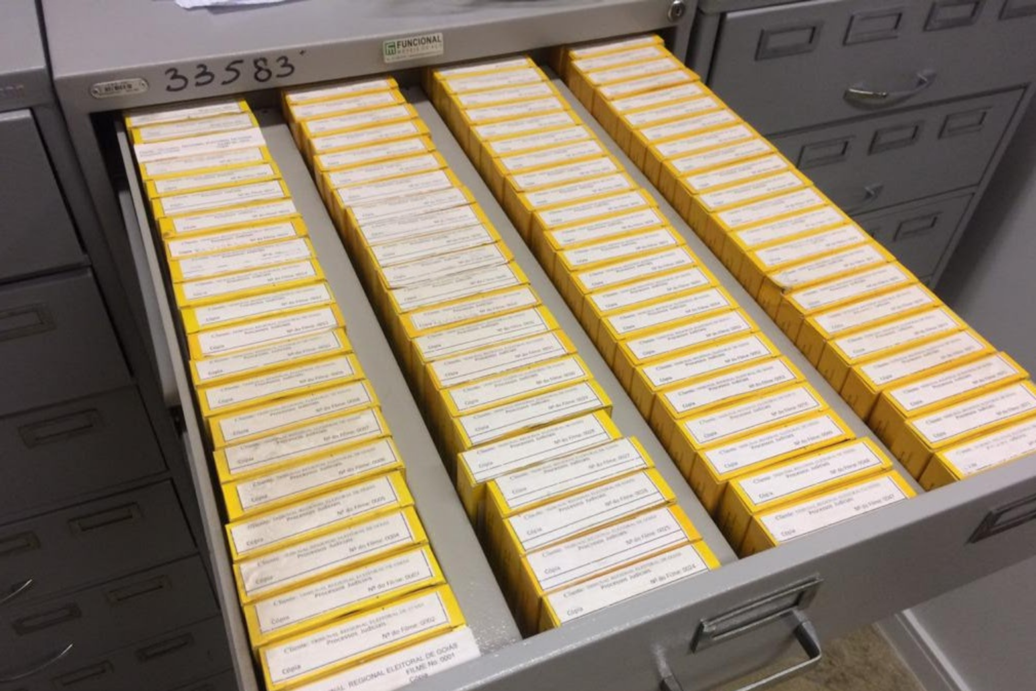 Processos em Microfilme